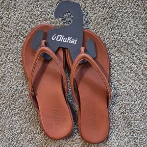 OluKai Women's Tan Sandals